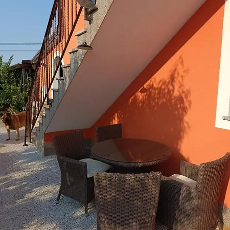Apartamento Dorina *