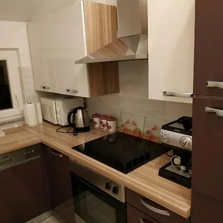 Dorina Apartamento *