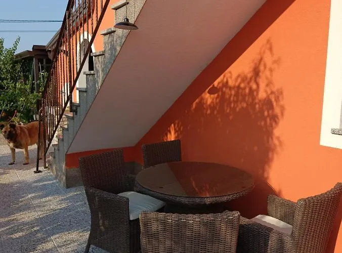 Apartman Dorina *