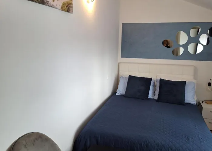 Apartment Dorina *