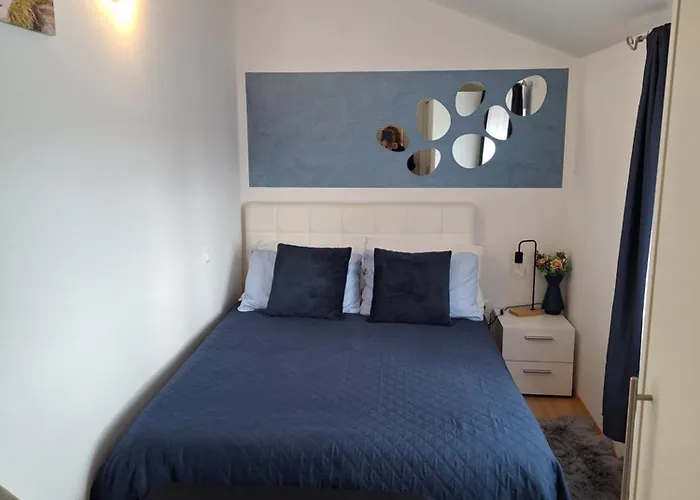 Dorina Apartment *