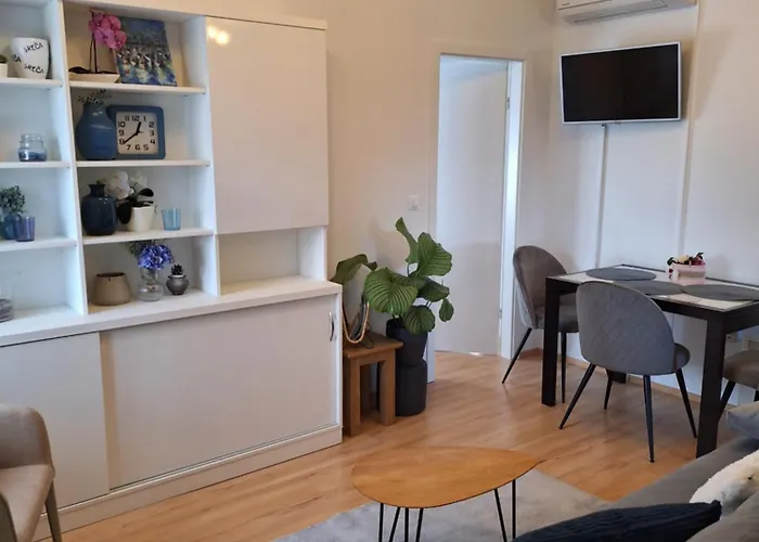 Apartment Dorina